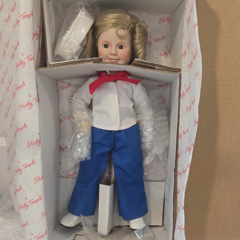 Shirley Temple Dolls of‎ the Silver Screen Poor Little Rich Girl Porcelain Doll